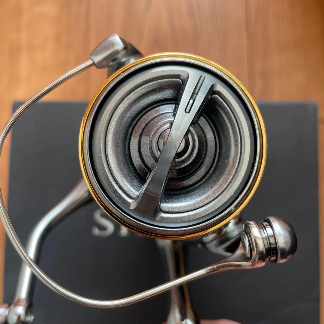 美中古 SHIMANO シマノ STELLA ステラ 3000MHG