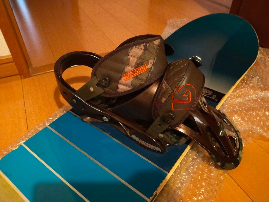 Burton スノーボード ビンディング付き