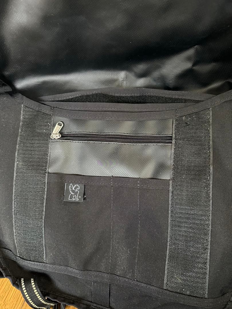 アクセサリー CHROME MINI METRO MESSENGER BAG