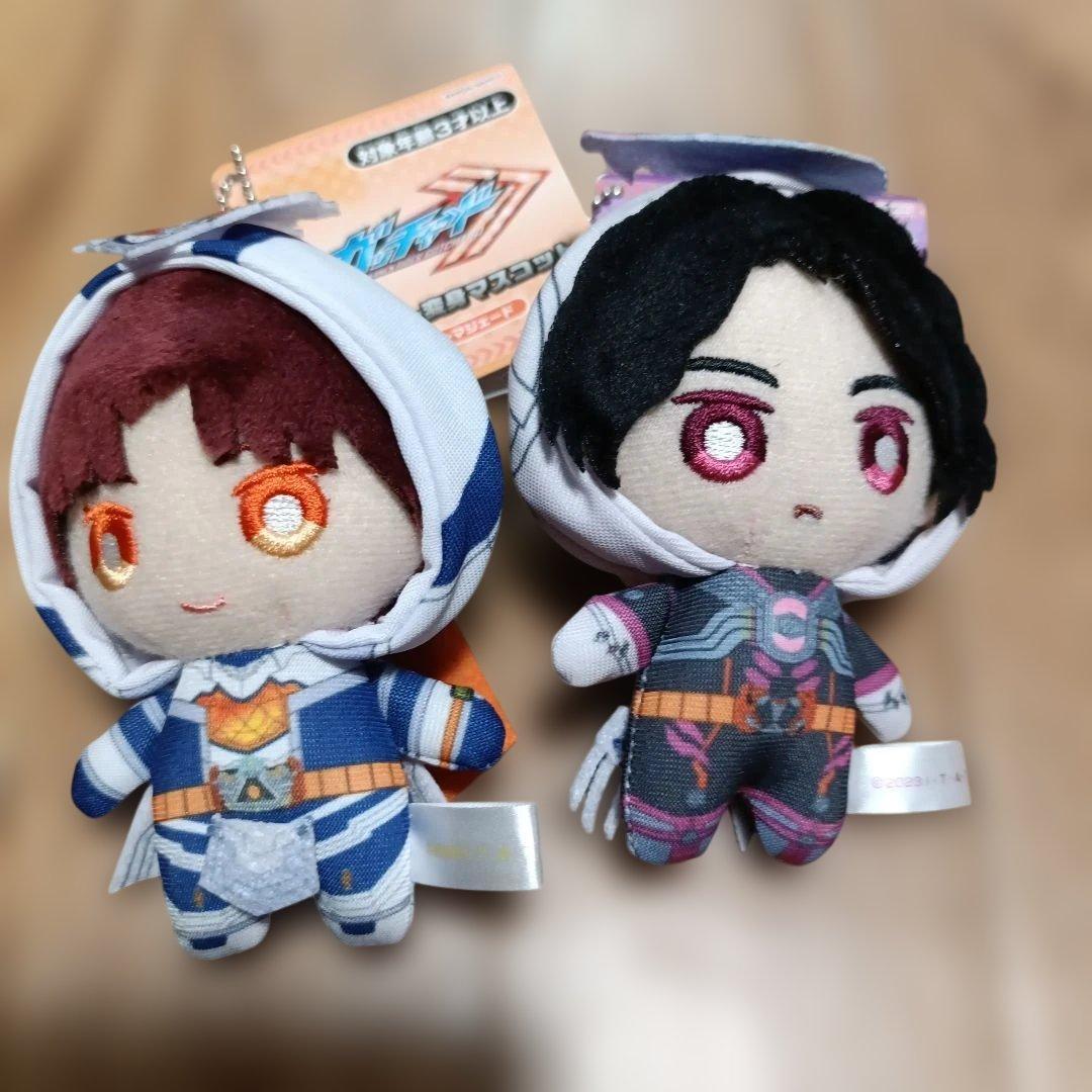 仮面ライダーガッチャードぬいぐるみ ヴァルバラド マジェード