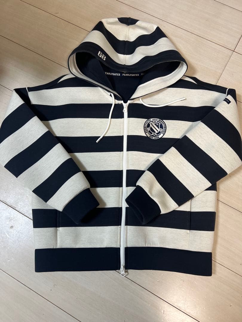 新品タグなし　パーリーゲイツ　パーカー上着　サイズ1