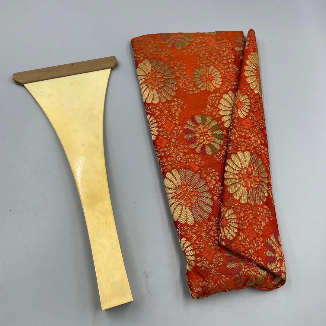 239ヴィンテージ 天然素材　三味線バチ　重さ約98g