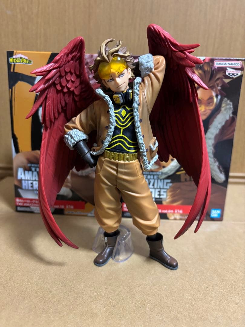 ヒロアカ　ホークス　フィギュア