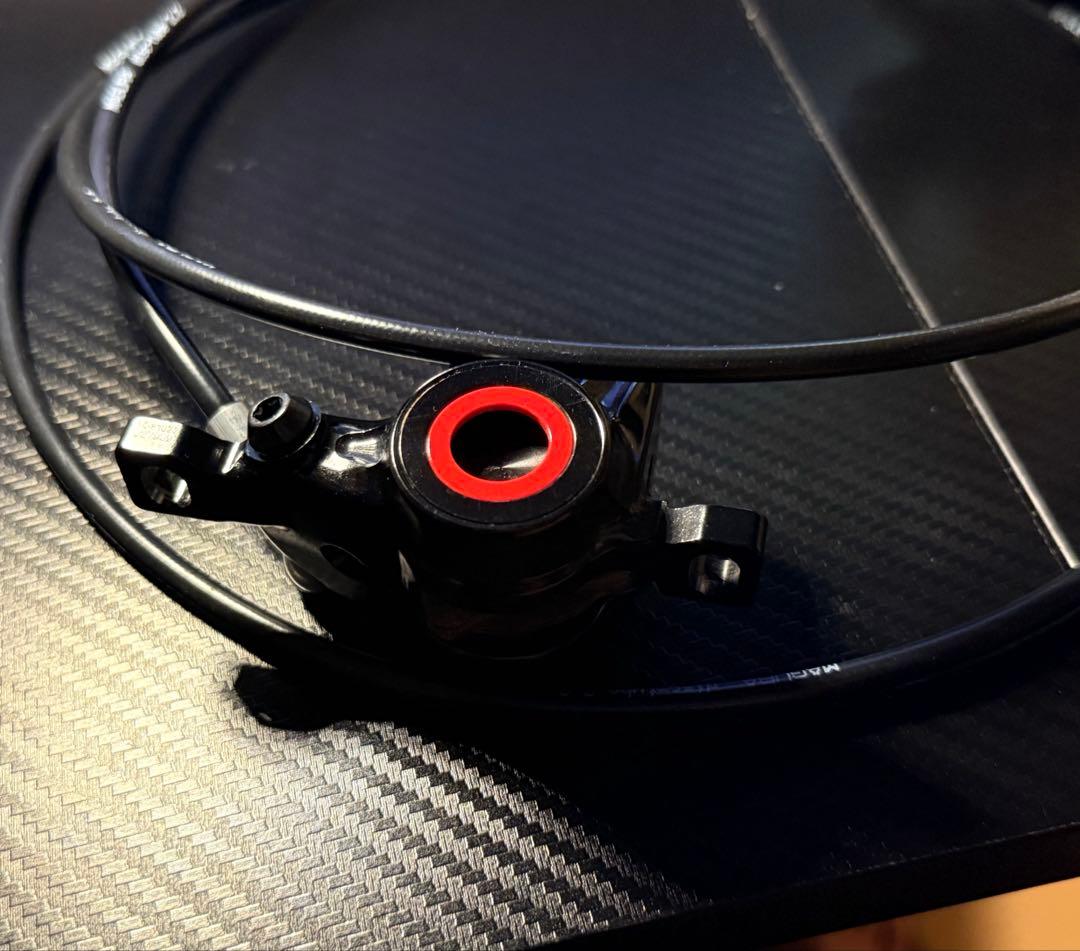 MAGURA mt4 パッド付き