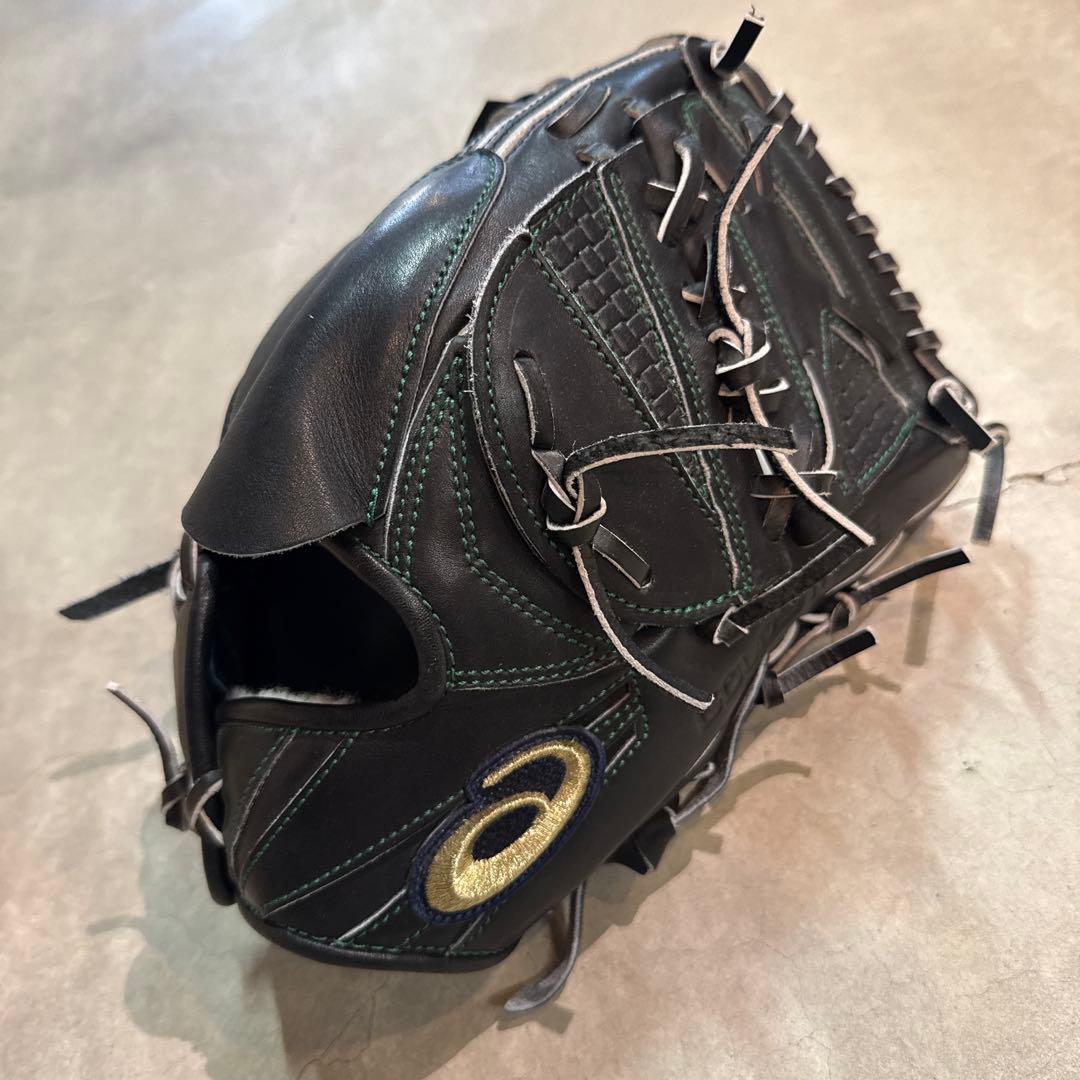 【新品未使用】アシックス　硬式投手用　大谷モデル