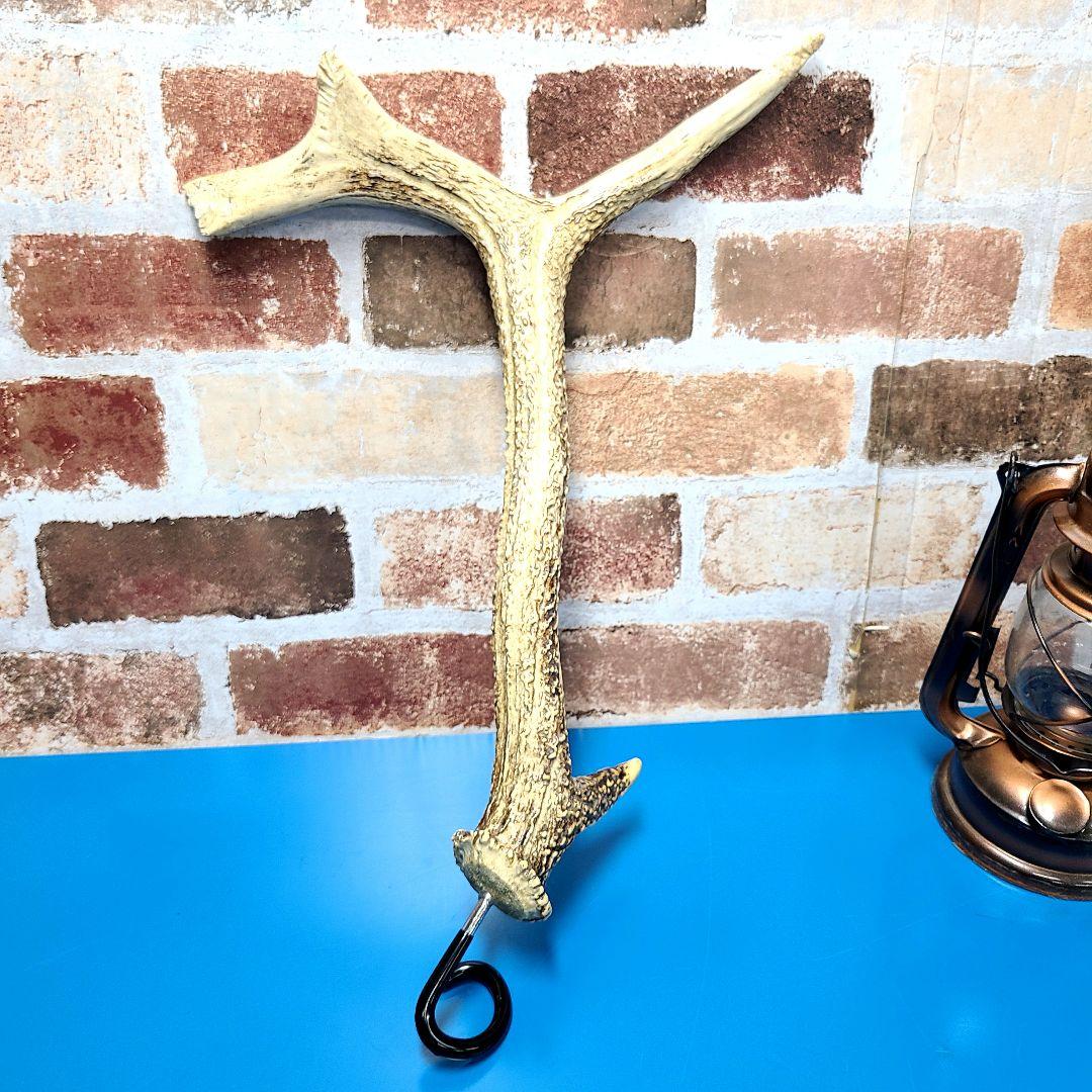 No590【20ミリ～25ミリ用】鹿の角、ランタンハンガー【無骨】