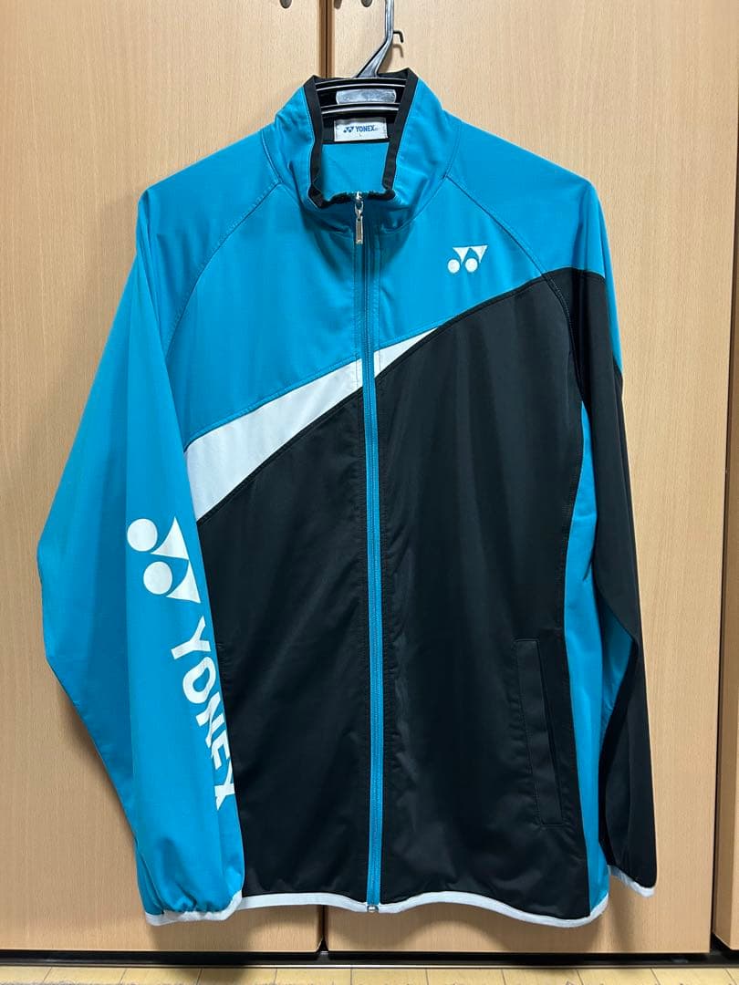 ヨネックス　ウォームアップウェア　Lサイズ