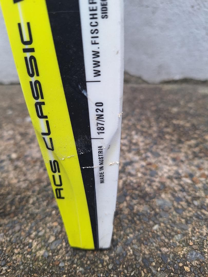 ③Fischer RCS スキー板 Salomonバインディング