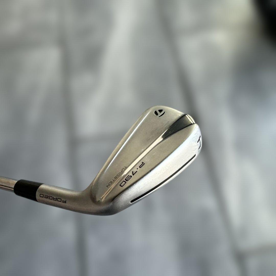 美品！P790 2021年モデル 4番アイアン モーダス105 フレックスX