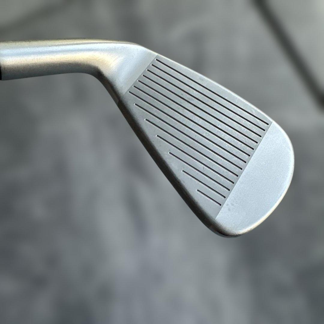 美品！P790 2021年モデル 4番アイアン モーダス105 フレックスX
