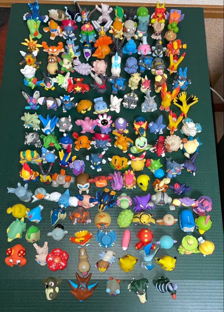 ポケモン　指人形143体 クリア5体