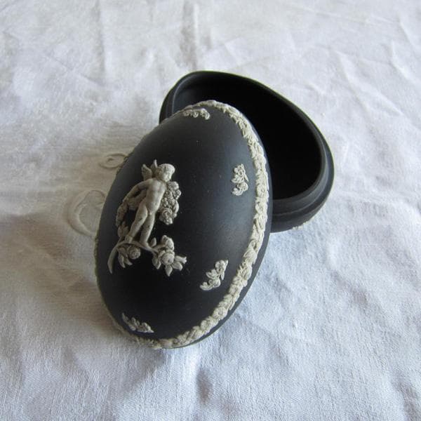 ウエッジウッド ブラックジュピター 天使 小物入 イギリスヴィンテージ