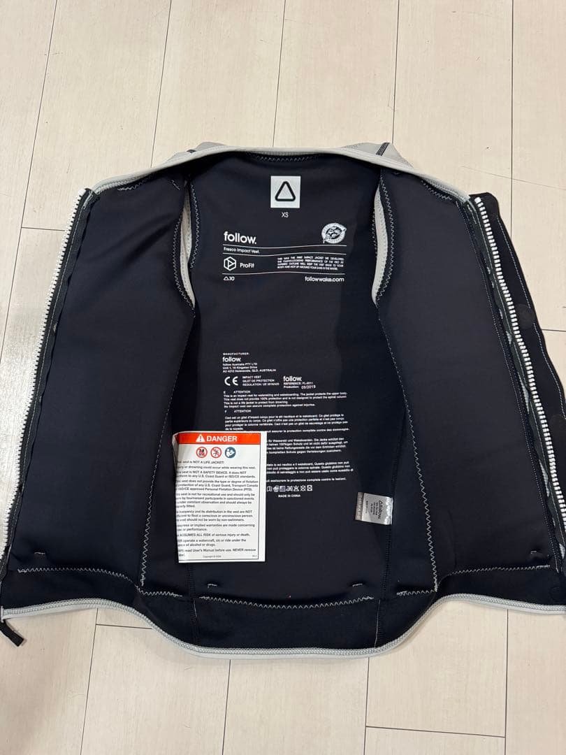follow ライフジャケット Fresco Mens Jacket XS