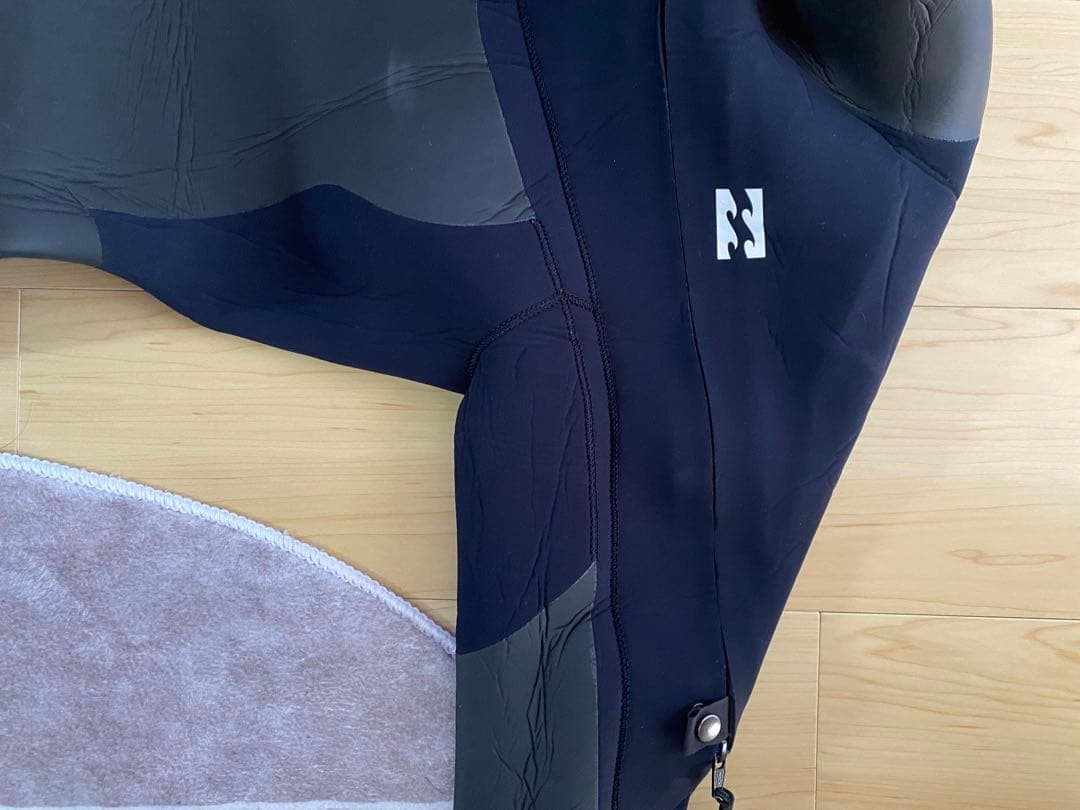 ビラボン　5ミリ　Ｌサイズ　3回着用のみ