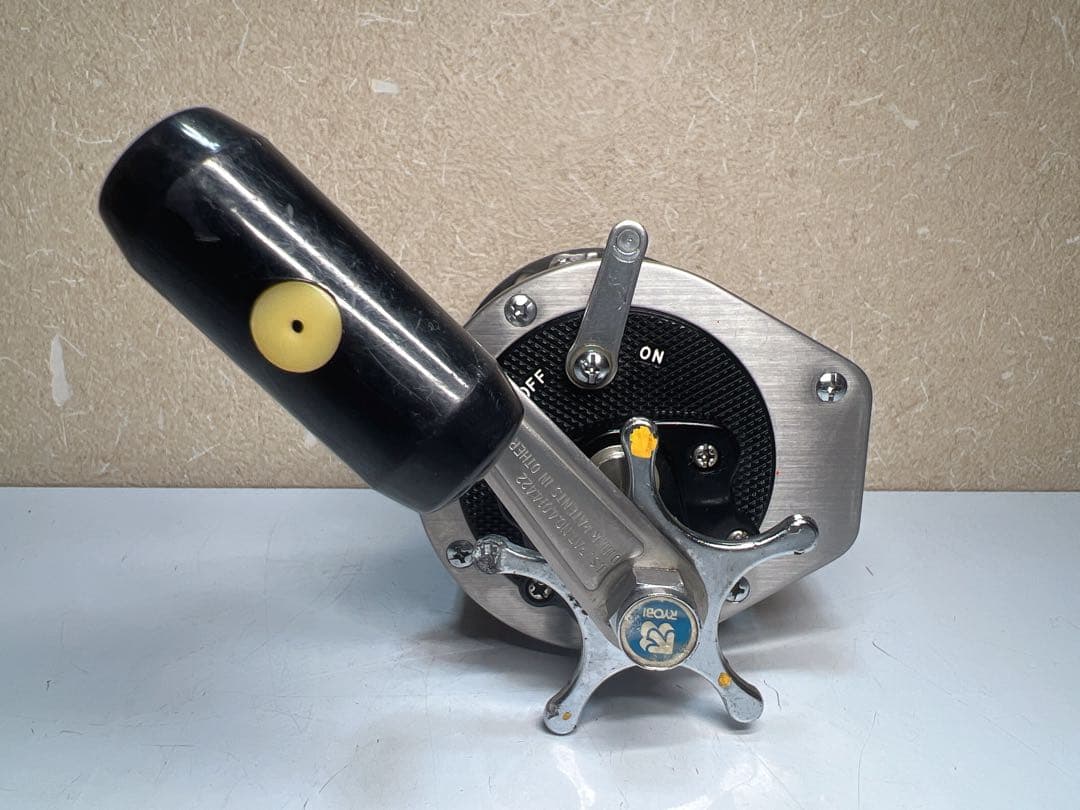 リール RYOBI ADVENTURE 80