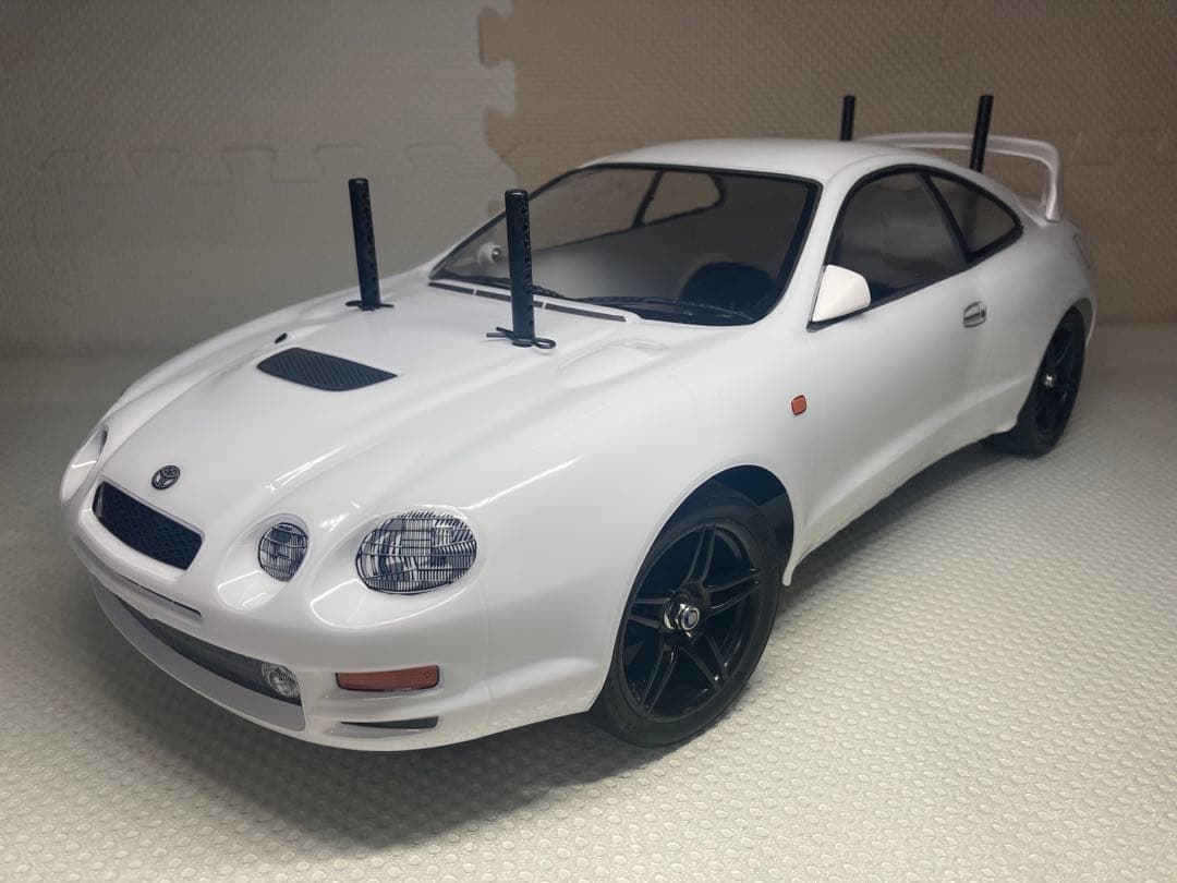 タミヤ　TT-02シャーシ　セリカ　GT-FOUR ST205 ボディ付き