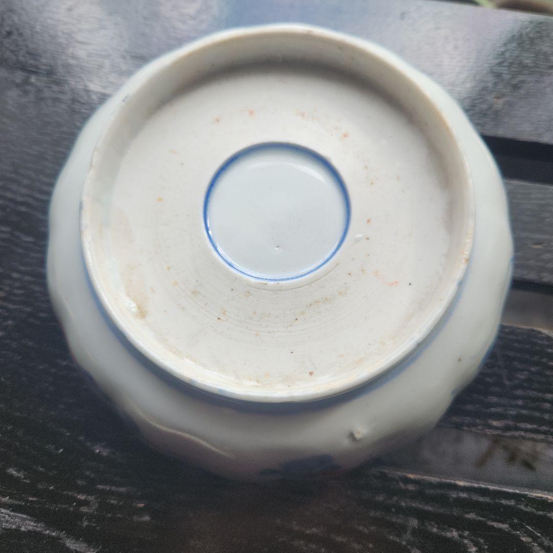 古伊万里　錦手　多色花模様の八角形陶器皿　　江戸時代