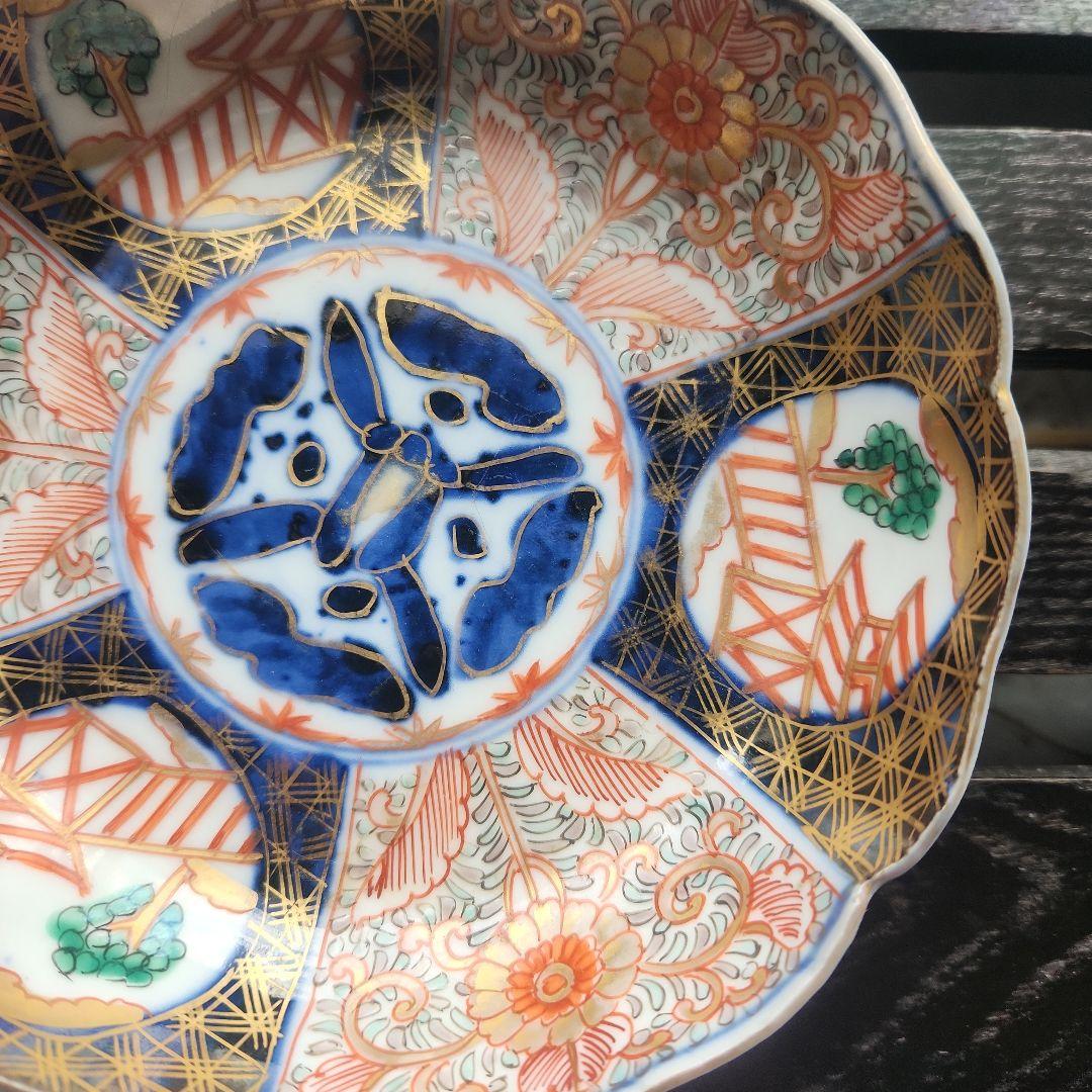 古伊万里　錦手　多色花模様の八角形陶器皿　　江戸時代