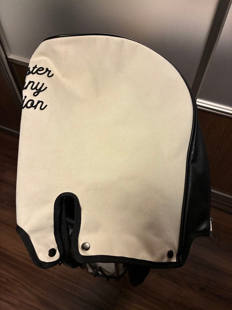 【ほぼ未使用】マスターバニーエディション　キャディバッグ　2025年モデル