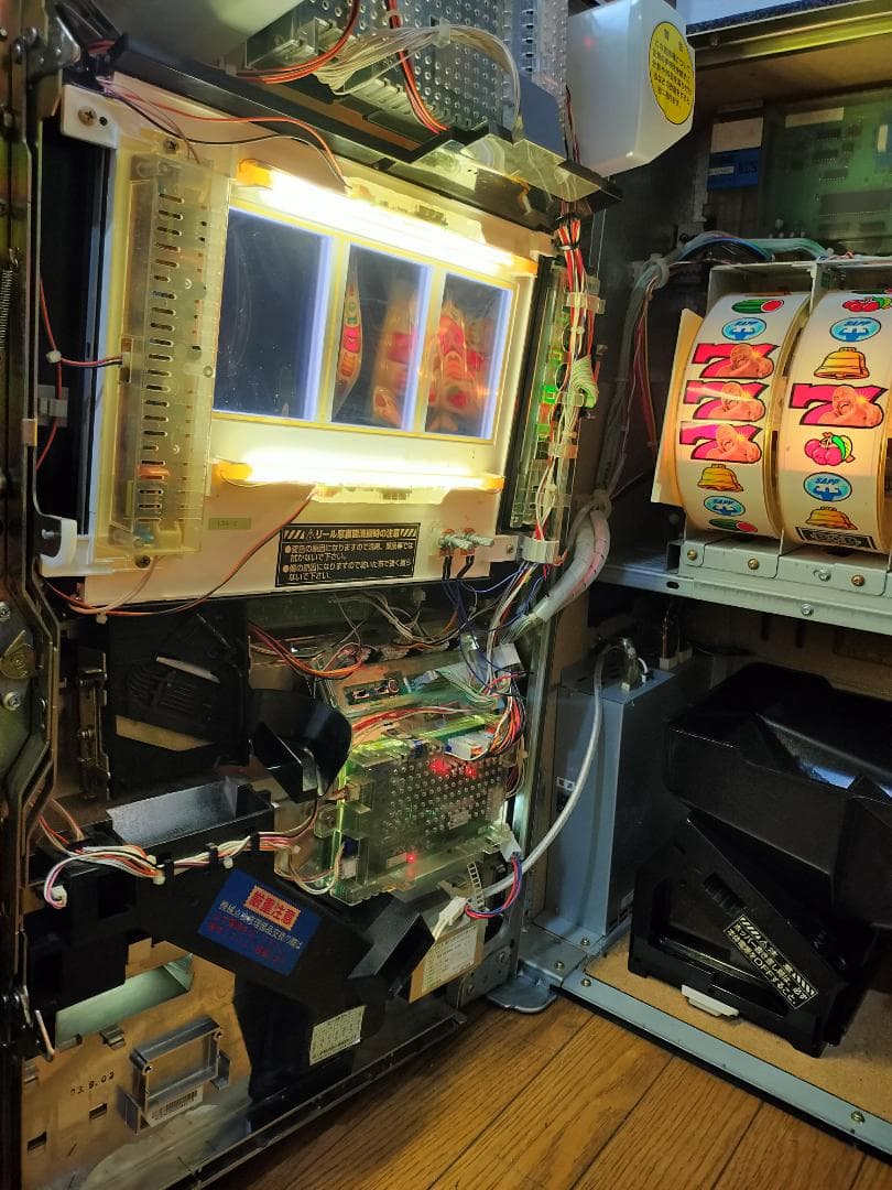 【パチスロ実機】エレコ★ビーストサップ【不要機付】４号機・レア・希少