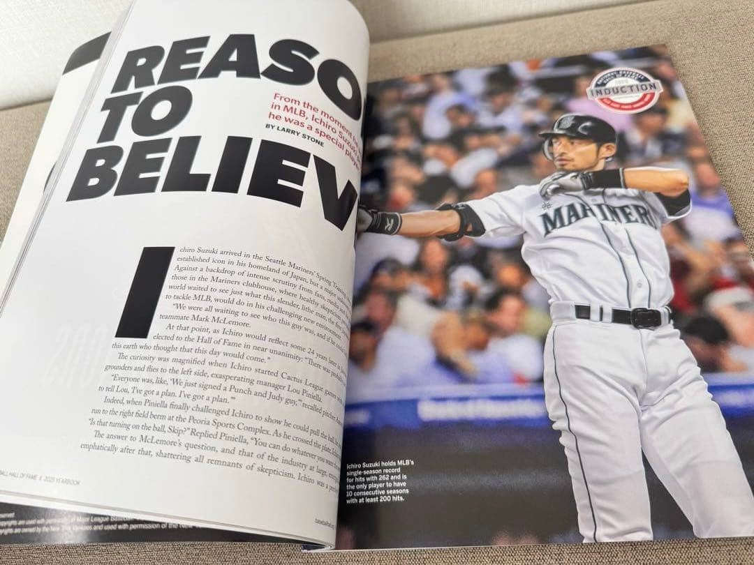 イチロー選手 殿堂入り記念グッズ ピンバッジ マガジン まとめて