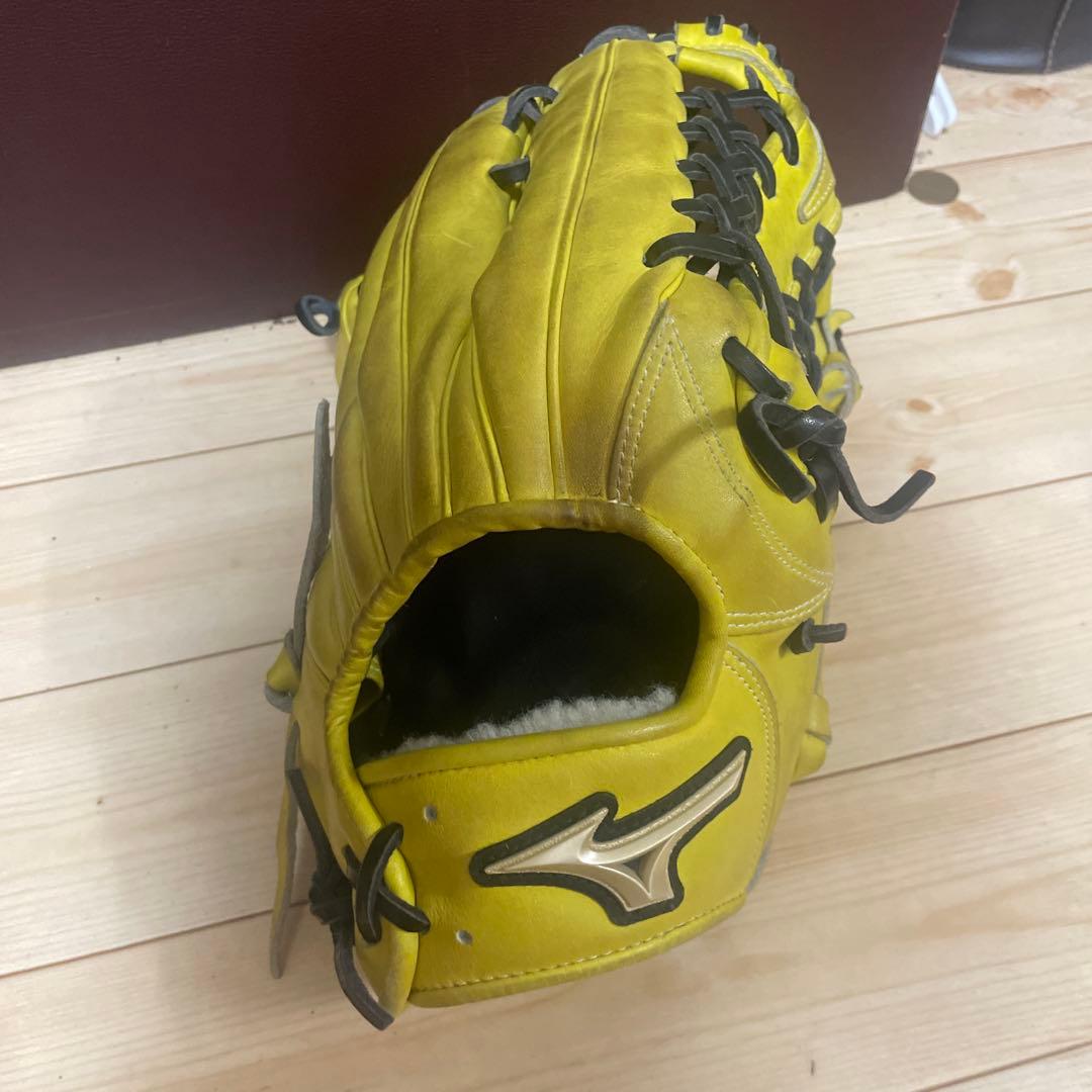 ま*ん様 ミズノグローバルエリートオーダー軟式　外野用