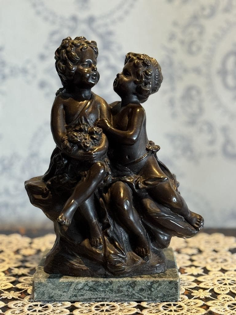 フランス　アールヌーヴォー　刻入　オーギュスト・モロー「椅子に座る子供」ブロンズ