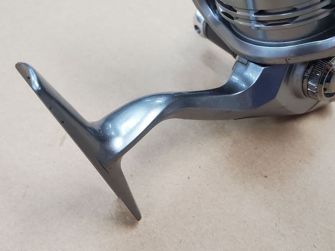 シマノ 11 ツインパワー C3000HG