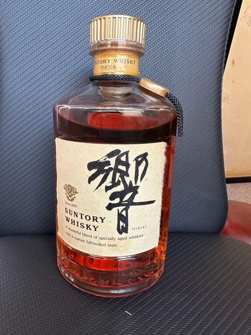 A*n様 サントリー響　700ml　金キャップ　新品　未開封　激レア　モルト　グ