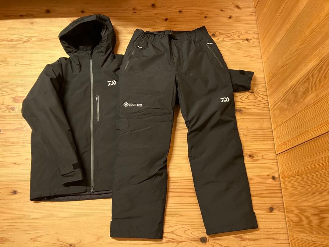 DW-1925 GORE-TEX バーサタイルウィンタースーツ