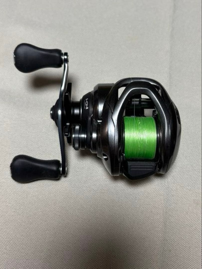 シマノ(SHIMANO) 25SLX BFS XG(左)