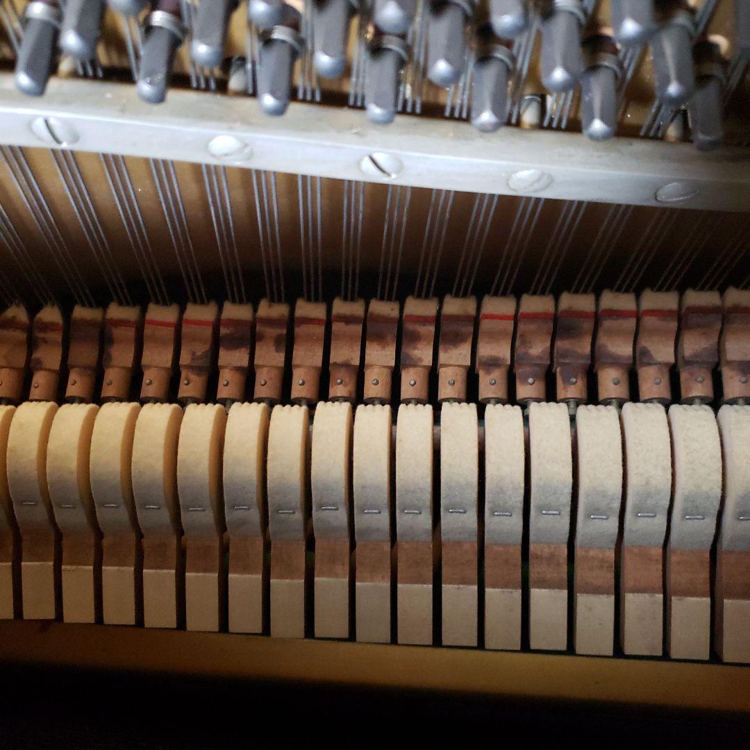 YAMAHA　アップライトピアノ　U1A　製造番号109638