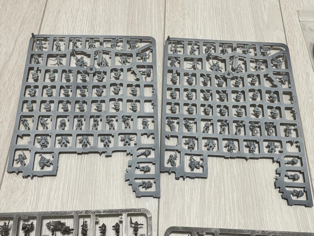 模型製作用品 LEGIONS IMPERIALIS: THE HORUS HERESY