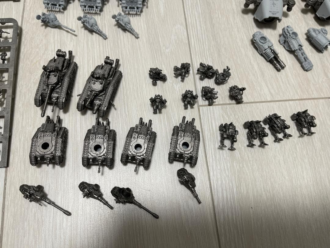 模型製作用品 LEGIONS IMPERIALIS: THE HORUS HERESY