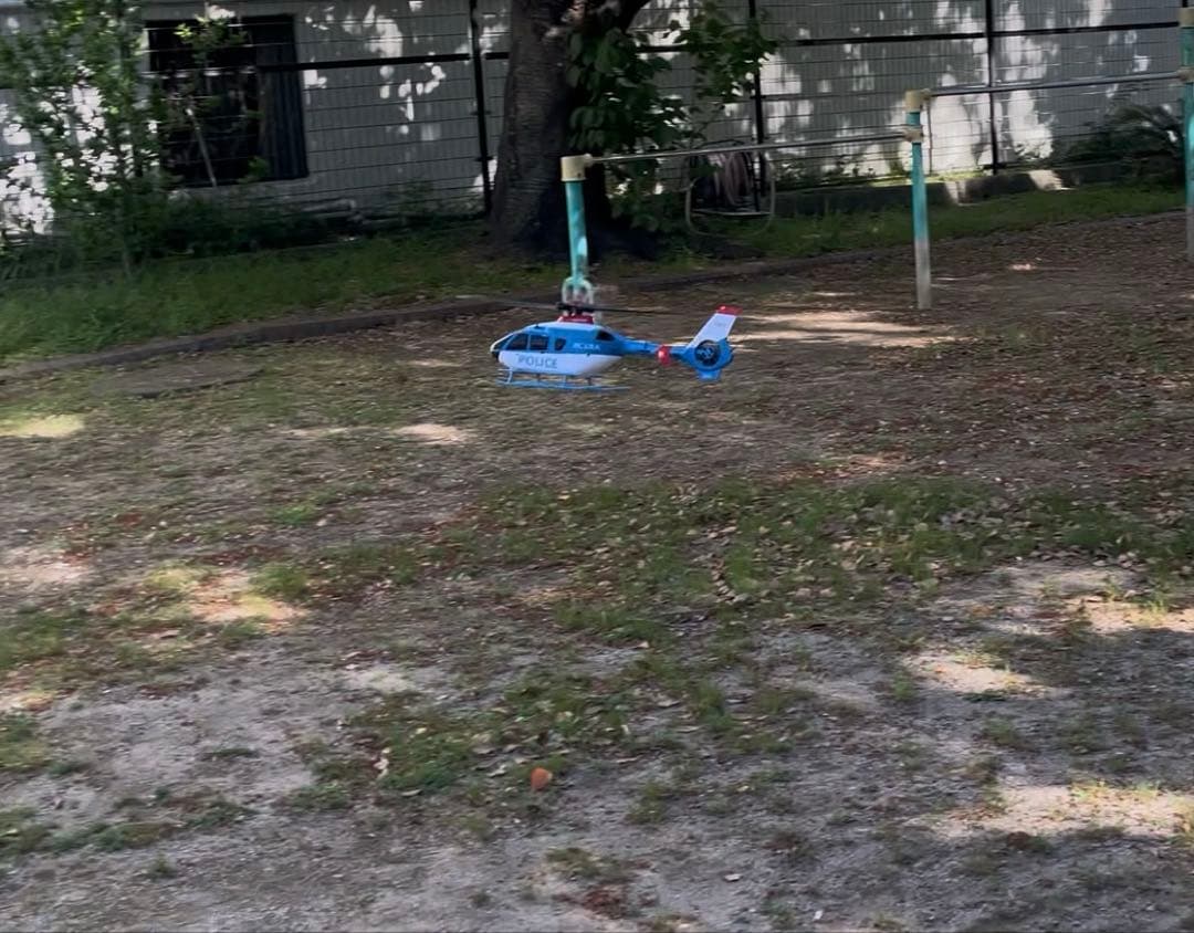 EC-135フェネストロン 技適モード1 飛行済新品バッテリ2個