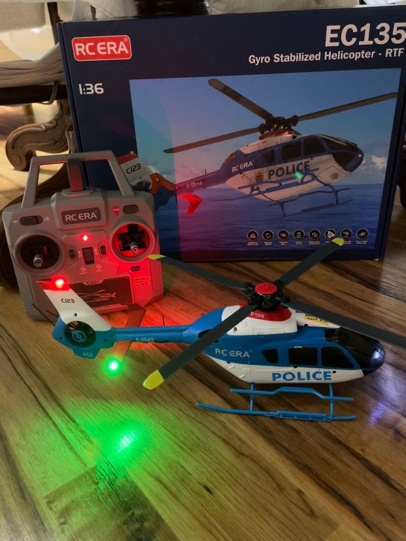 EC-135フェネストロン 技適モード1 飛行済新品バッテリ2個