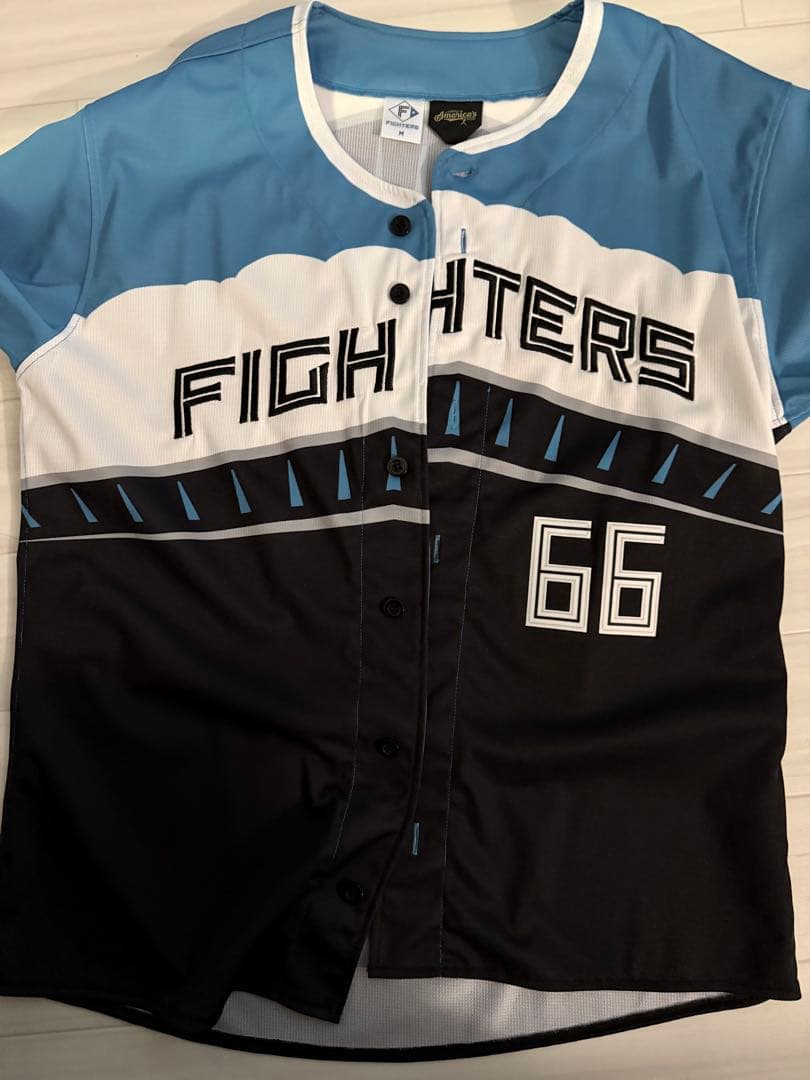 2025FIGHTERS限定ユニフォーム 万波　66 サイズM