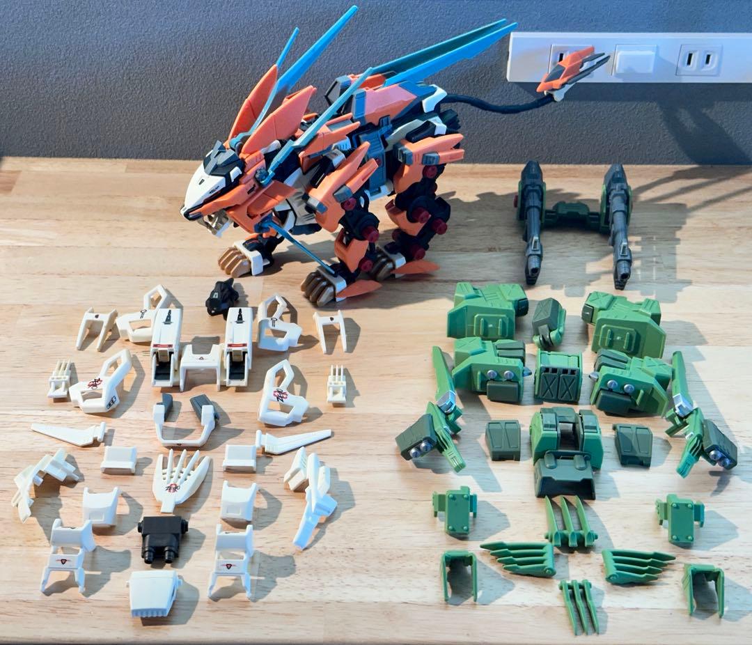 TOMY 旧ゾイド ZOIDS ライガーゼロ シュナイダー パンツァー ユニット