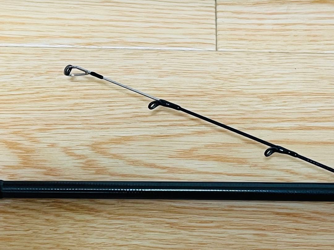 エメラルダス ストイスト ST 74MMH-SMT 24年追加モデル