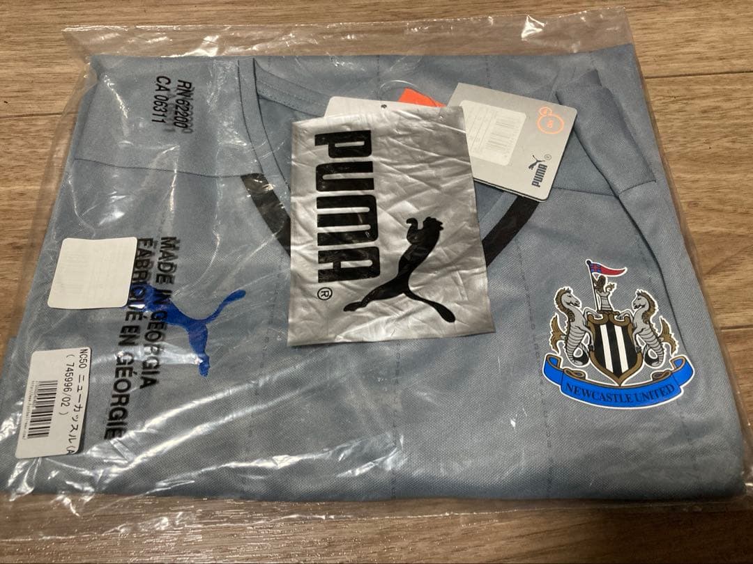 プーマ　ニューカッスル　ユニホーム　US Mサイズ 未開封品