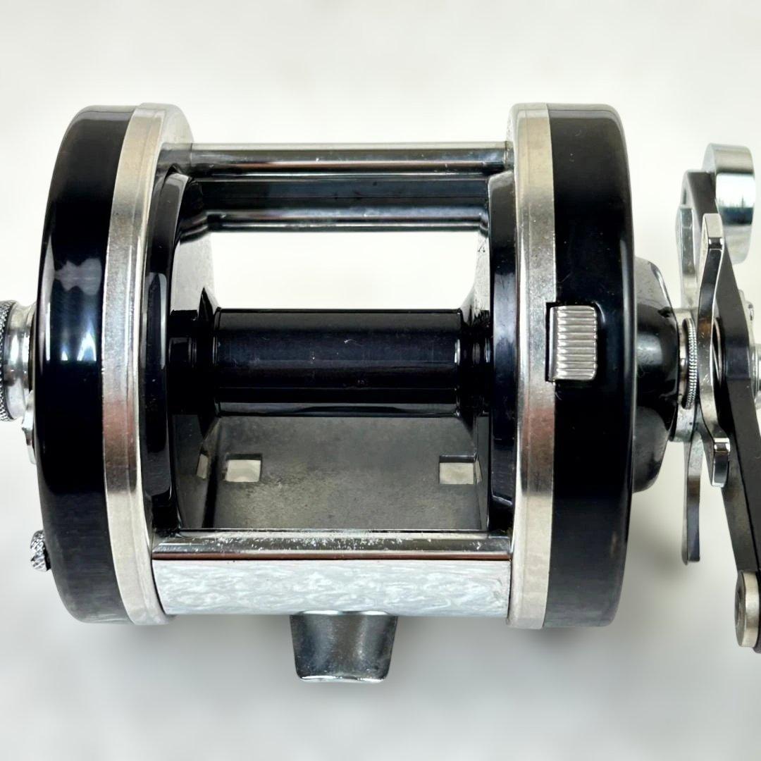 アブ　Abu Garcia ambassadeur 9000C【ジャンク扱い】