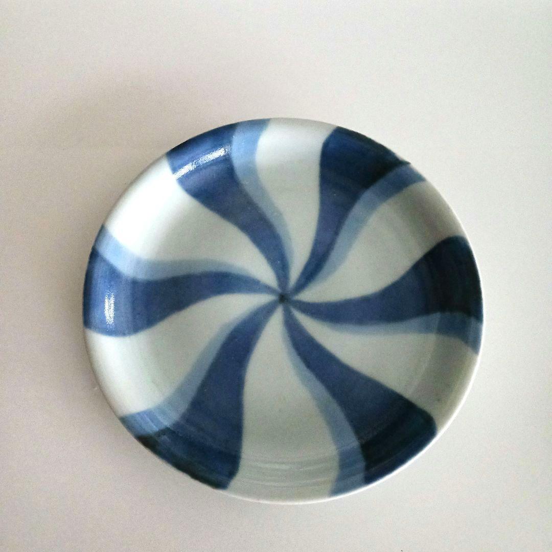 古伊万里　染付　捻り文皿　12センチ