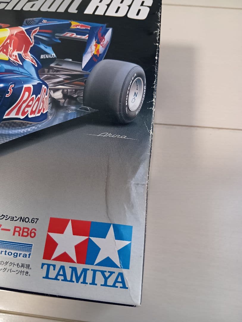 タミヤ １/20 レッドブル レーシング ルノー　RB6