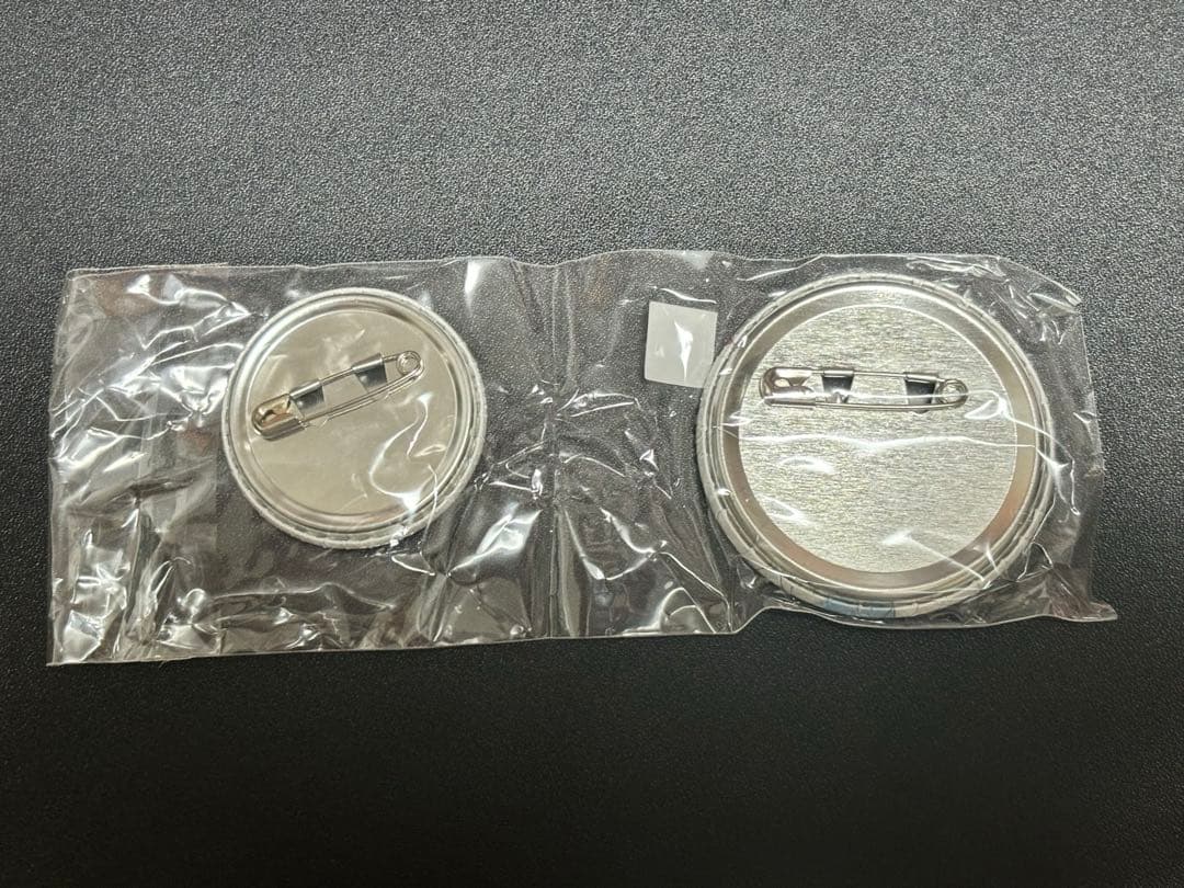 まどか☆マギカ　鹿目まどか　缶バッジ　C90 ローソン　前自販機