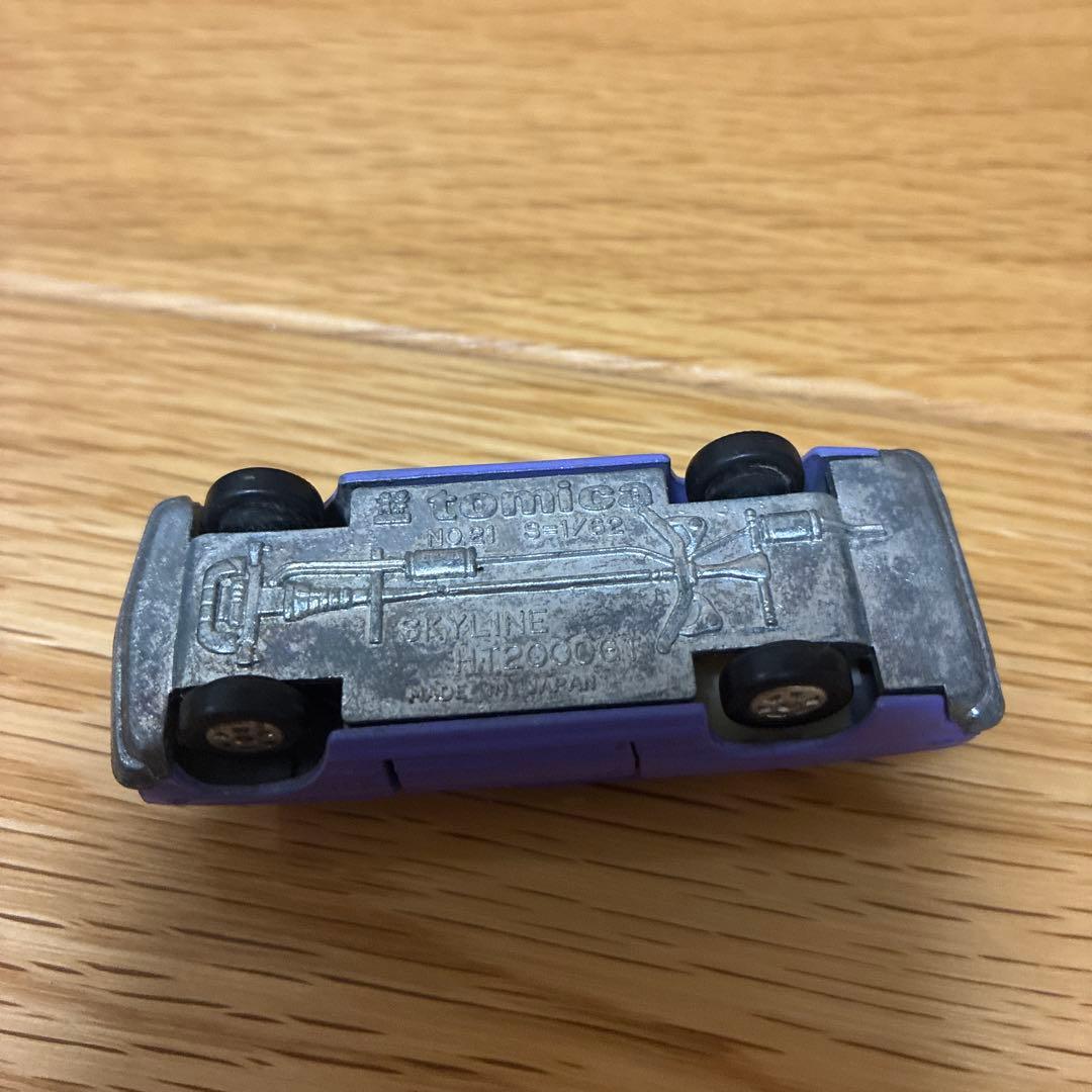 トミカ No.21 日産スカイライン HT2000GT