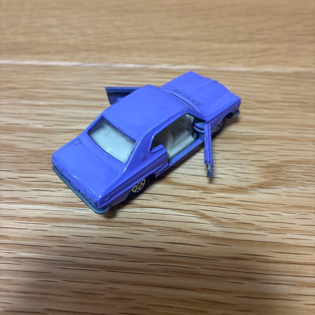 トミカ No.21 日産スカイライン HT2000GT