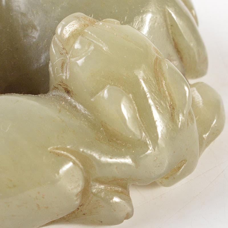 中国　玉石彫刻　神獣刻　根付　紙鎮　置物　C 7664E