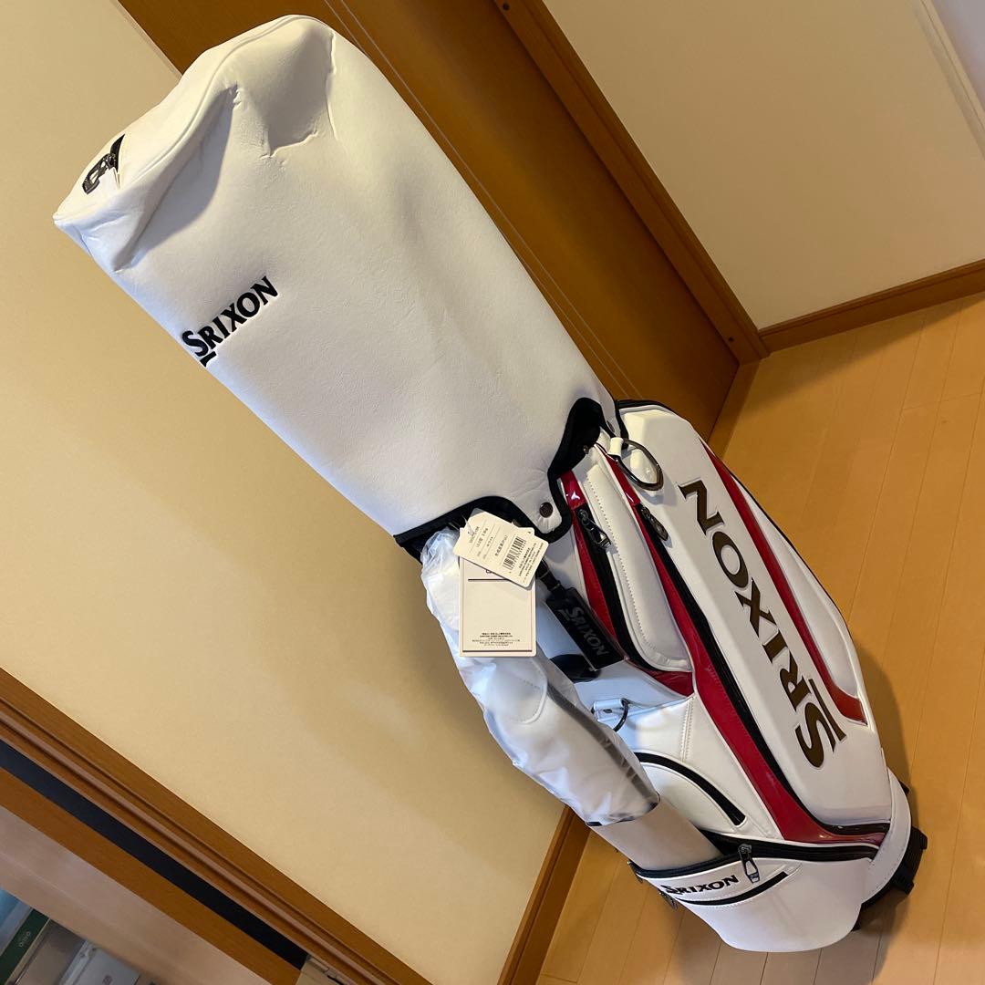 大人気のスリクソンキャディーバック