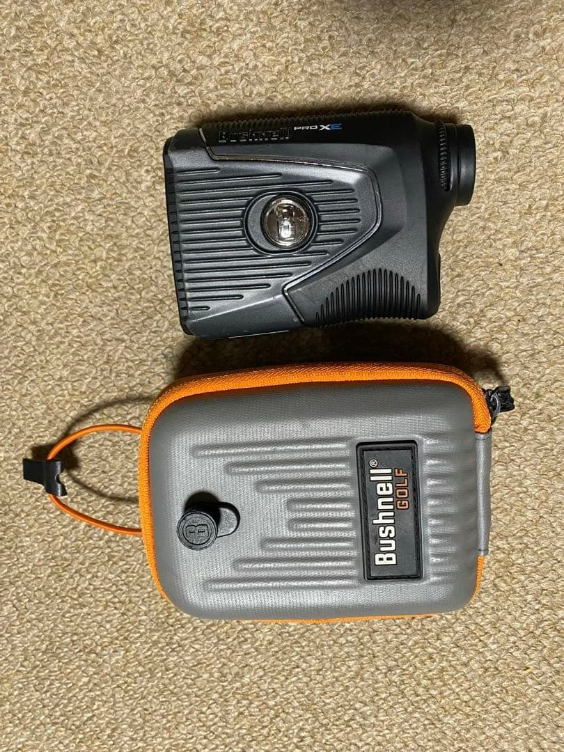 【お値下げ】Bushnell PRO XE ゴルフ用距離計、ケース付き