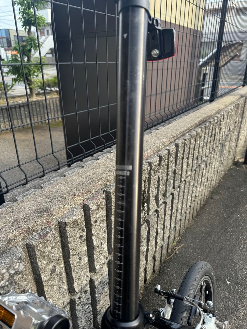 DAHON 折りたたみ自転車 ホワイト/ブラック